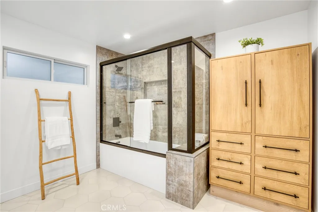 Additional image 30 of 22824 Sparrowdell Dr, Calabasas, CA 91302