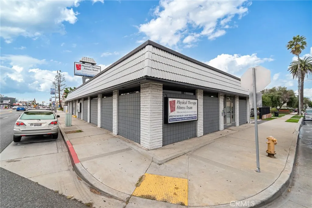 Additional image 7 of 3535 E 7th St, Long Beach, CA 90804