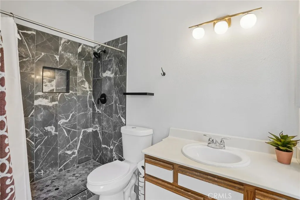 Additional image 44 of 11377 Osborne Place Unit 13, Sylmar, CA 91342