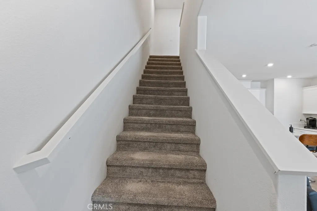 Additional image 39 of 975 W Clover Ave, Rialto, CA 92376