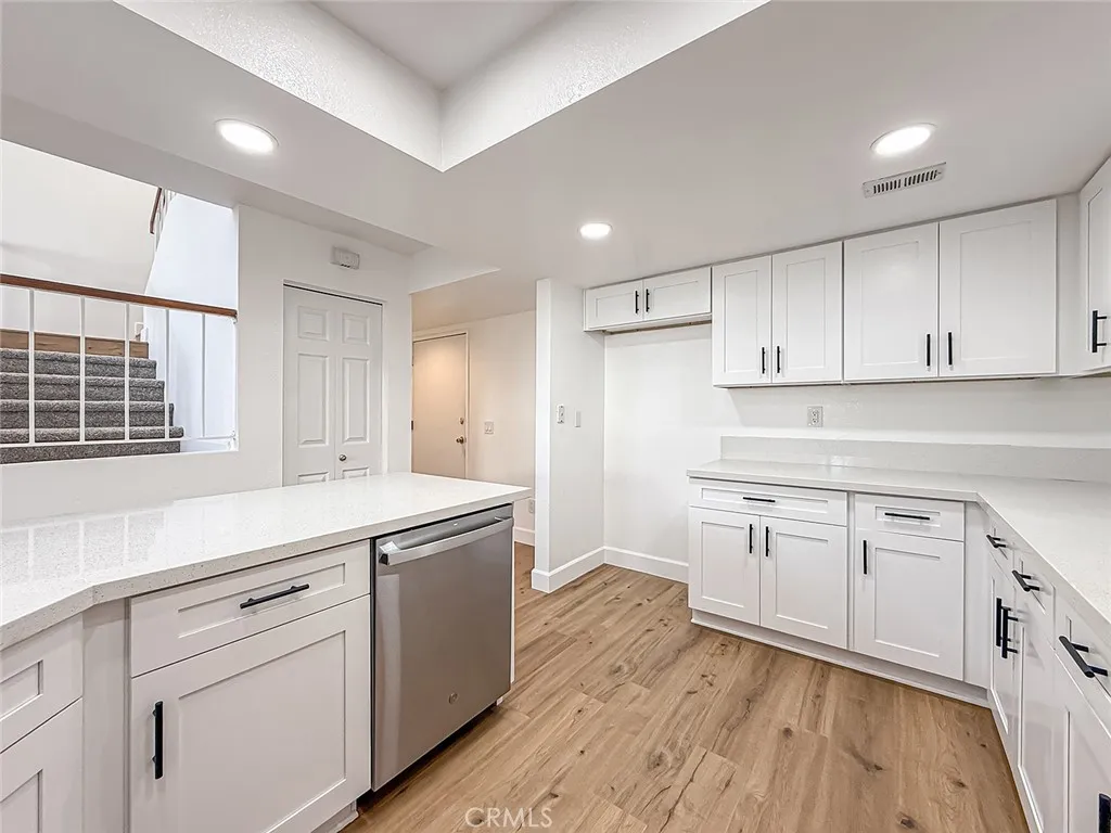 Additional image 43 of 206 Camino Cortina, Camarillo, CA 93010