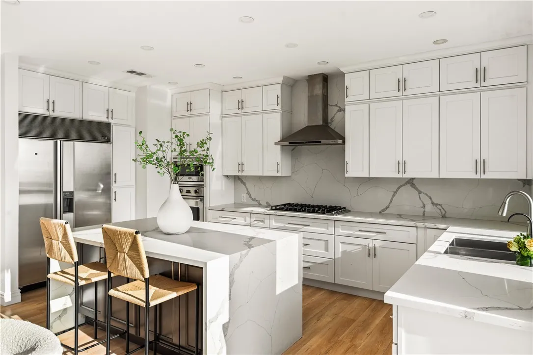 Additional image 76 of 2019 Sunset Plaza Drive, Los Angeles, CA 90069