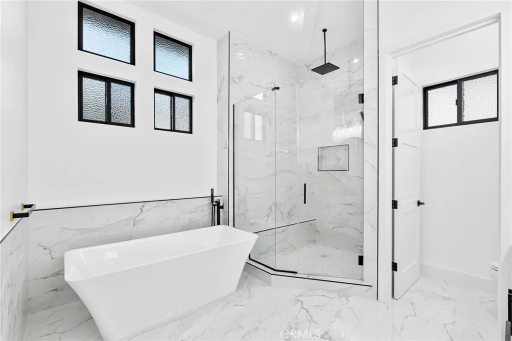 Additional image 20 of 110 S Irena Avenue Unit A, Redondo Beach, CA 90277