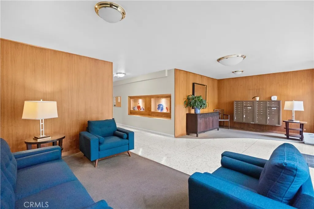 Additional image 66 of 395 S Oakland Avenue Unit 104, Pasadena, CA 91101