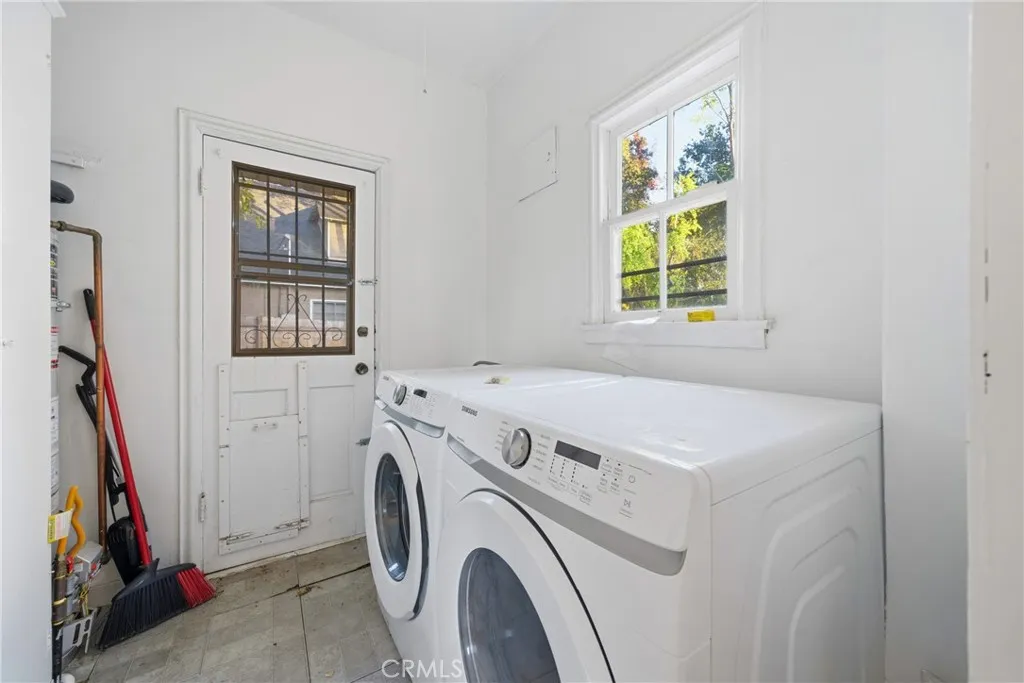 Additional image 43 of 929 Descanso Drive, La Canada Flintridge, CA 91011