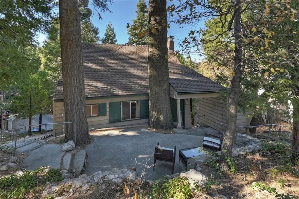 Additional image 3 of 620 Cedar Lane, Twin Peaks, CA 92391