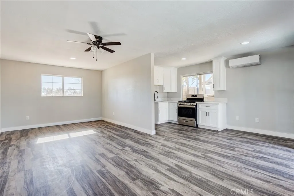 Additional image 108 of 10731 Anaconda Avenue, Oak Hills, CA 92344