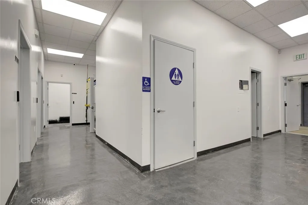 Additional image 75 of 18417 Bryant Street, Northridge, CA 91325