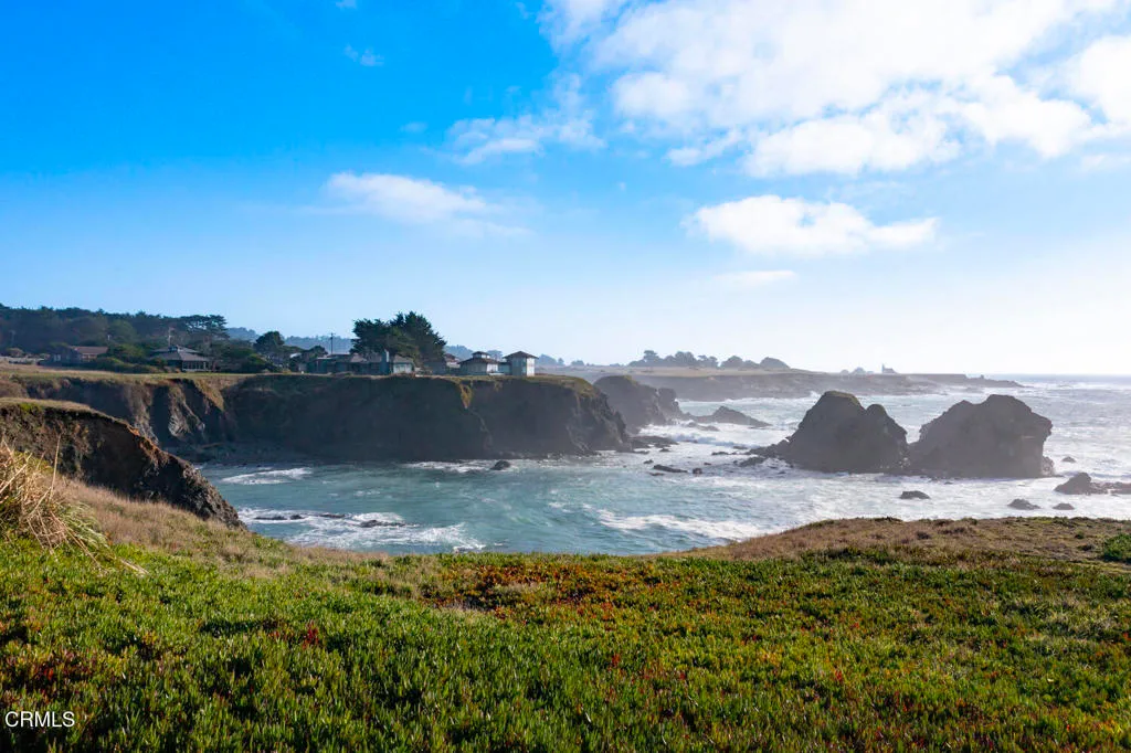 Additional image 46 of 45525 S Caspar Drive, Mendocino, CA 95460