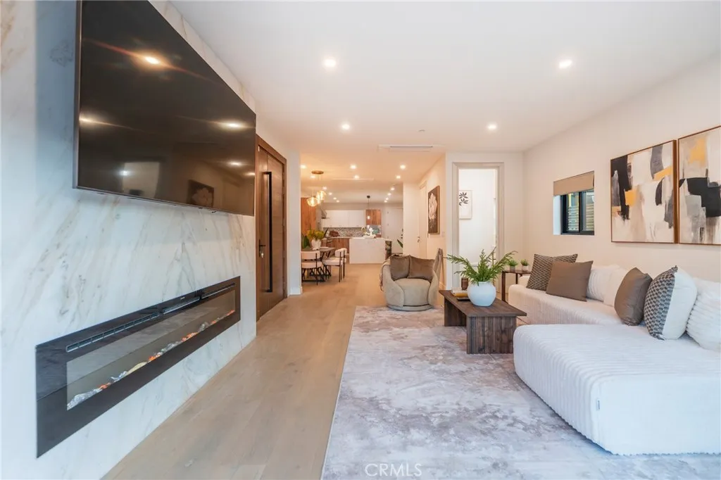 Additional image 20 of 422 20th Street, Huntington Beach, CA 92648