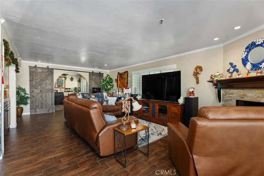 Additional image 6 of 16255 Pacific Circle Unit 204, Huntington Beach, CA 92649