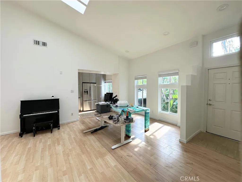 Additional image 38 of 22037 Ybarra, Woodland Hills, CA 91364