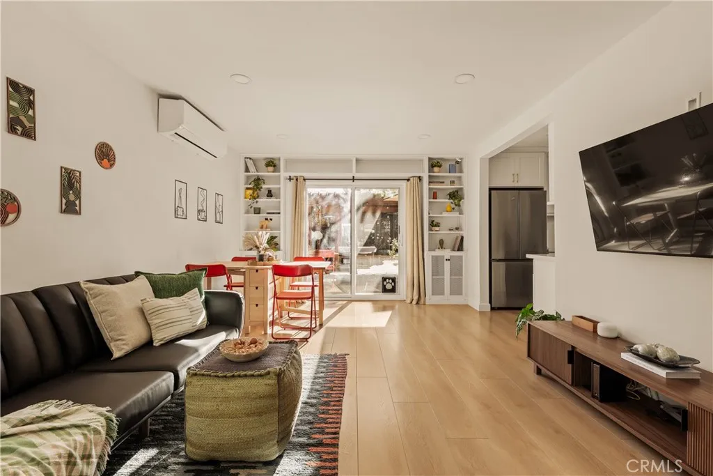 Additional image 34 of 2544 W 5th St, Los Angeles, CA 90057