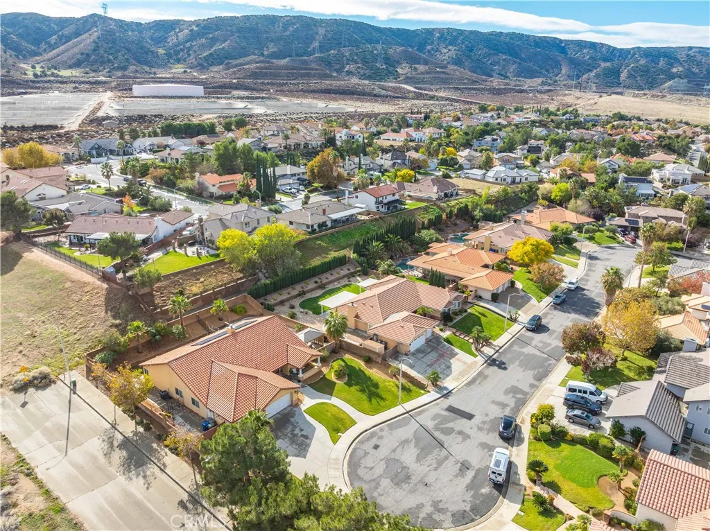 6512 Parker Dr, Palmdale, CA 93551