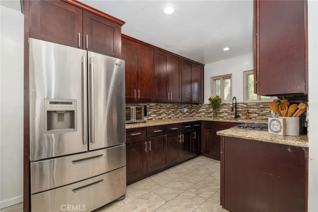 Additional image 42 of 516 E Sunkist St, Ontario, CA 91761