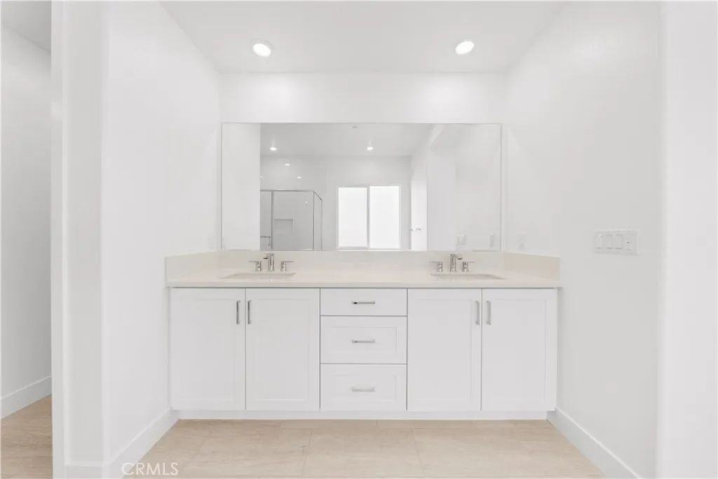 Additional image 32 of 165 Sawbuck, Irvine, CA 92618