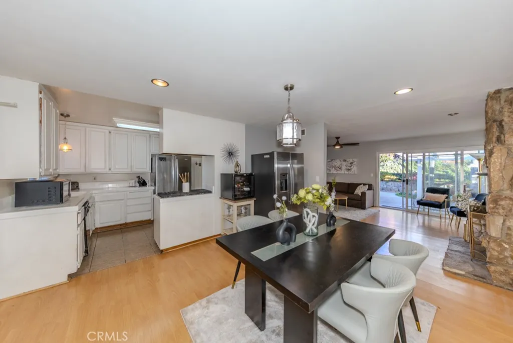 Additional image 5 of 130 N Lohrum Ln, Anaheim Hills, CA 92807