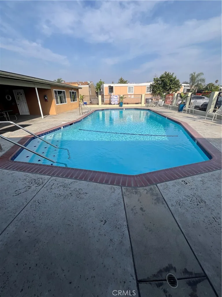 Additional image 97 of 1081 Arrow Hwy Unit 3, Azusa, CA 91702