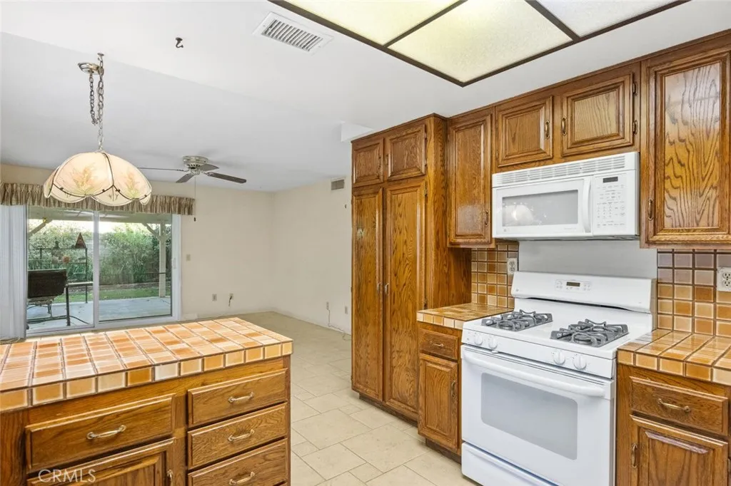 Additional image 58 of 25522 Via Dona Christa, Valencia, CA 91355