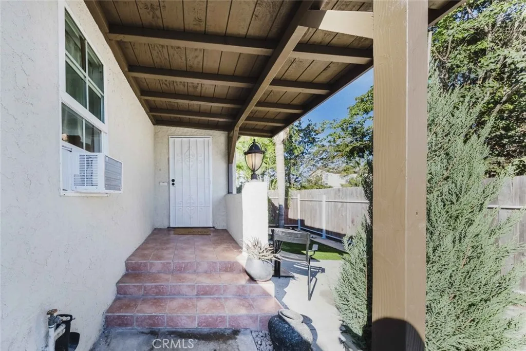 Additional image 54 of 5506 Smiley Drive, Los Angeles, CA 90016