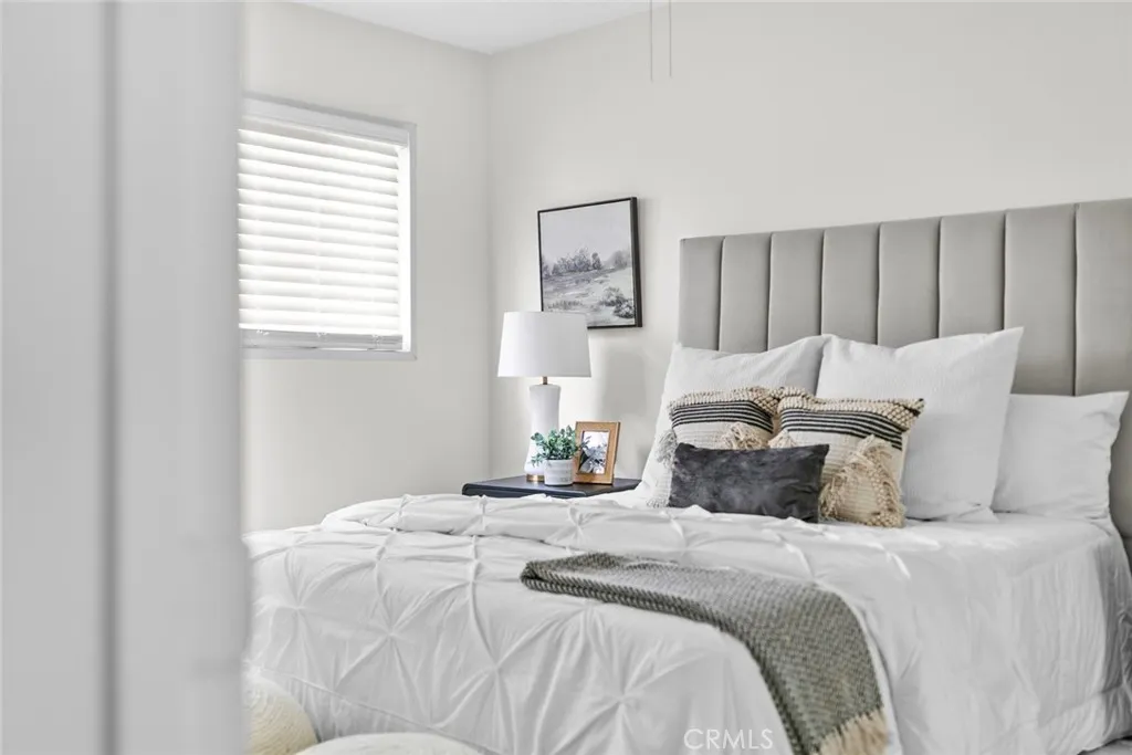 Additional image 71 of 587 South St Unit 18, Glendale, CA 91202