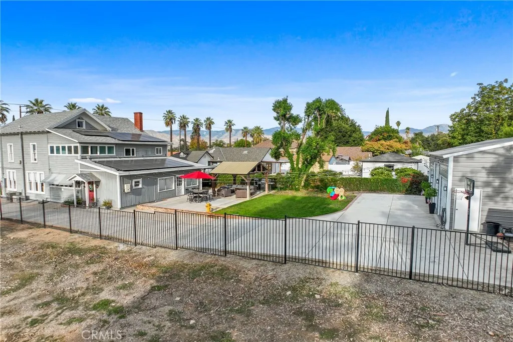 Additional image 92 of 1033 W Palm Avenue, Redlands, CA 92373