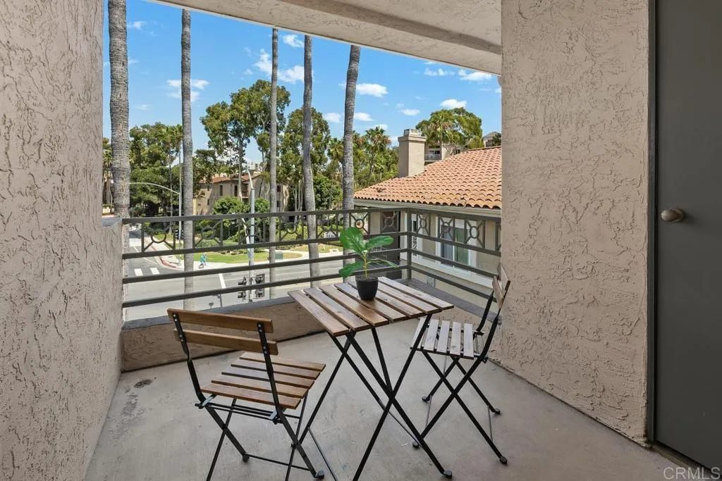 Additional image 78 of 7565 Charmant Dr Unit 512, San Diego, CA 92122