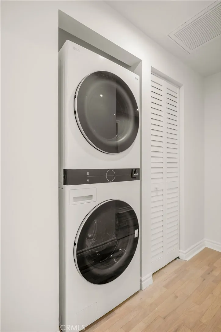 Additional image 60 of 370 E 19th St, Costa Mesa, CA 92627