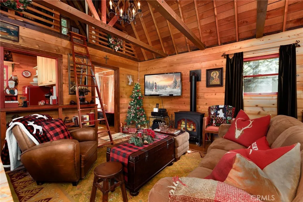 Additional image 8 of 529 West Victoria Court, Lake Arrowhead, CA 92352