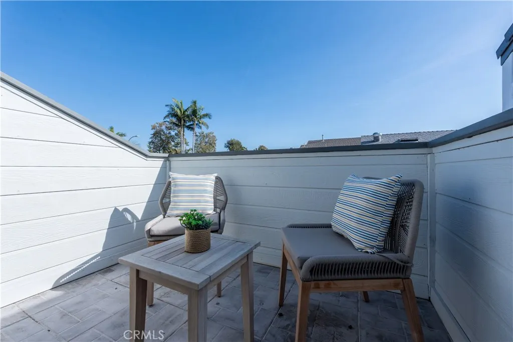 Additional image 48 of 39 Cape Cod, Irvine, CA 92620