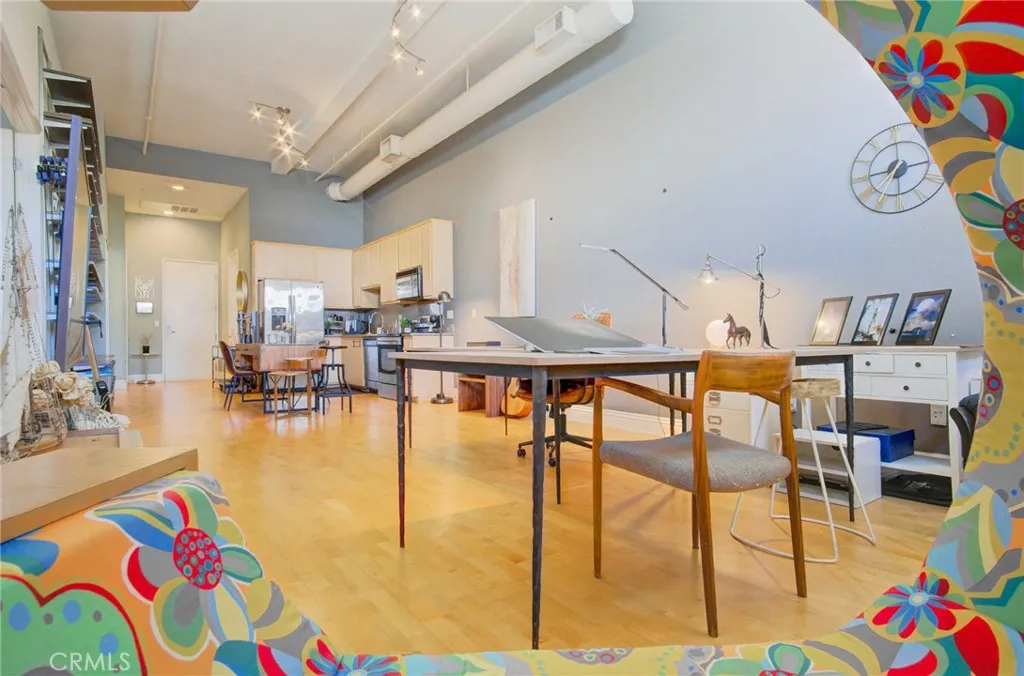 Additional image 40 of 175 S Lake Ave Unit 402, Pasadena, CA 91101