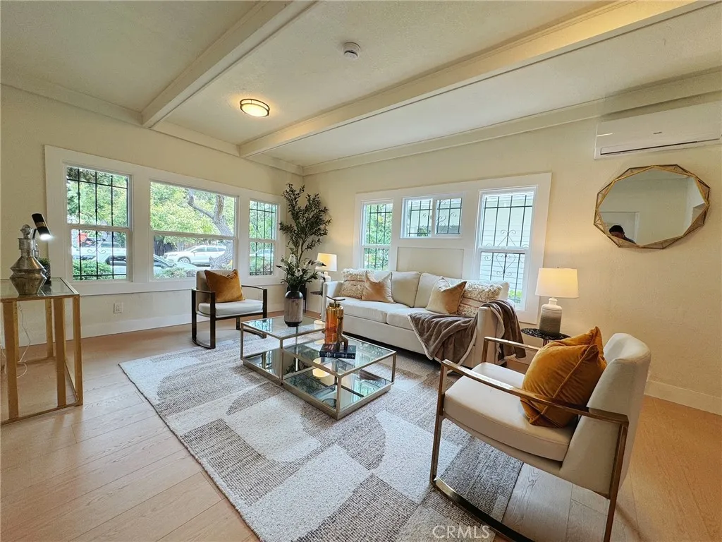 Additional image 3 of 2058 W 30th Street, Los Angeles, CA 90018