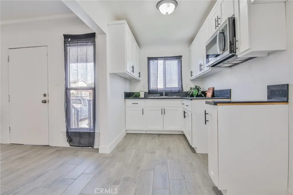 Additional image 55 of 1434 W 92nd St, Los Angeles, CA 90047