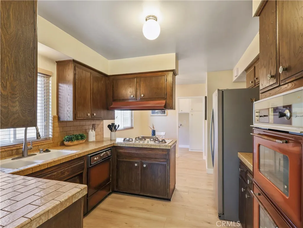 Additional image 65 of 15354 Runnymede Street, Van Nuys, CA 91406