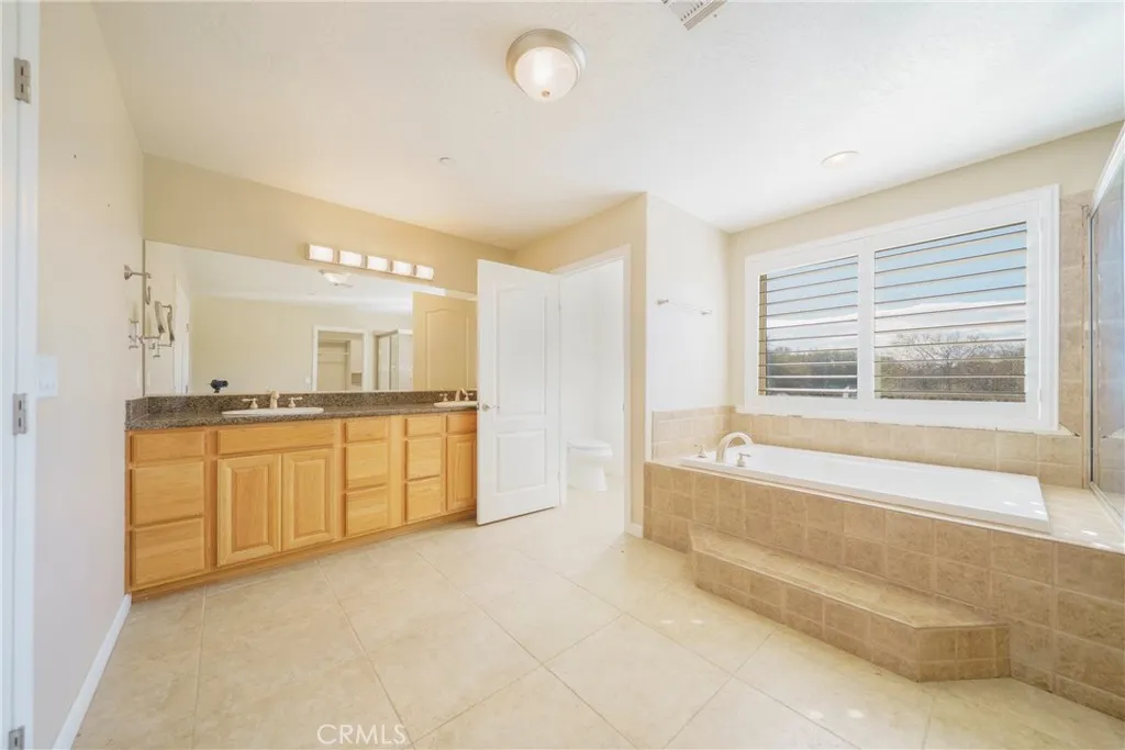 Additional image 83 of 5378 Bellflower Street, Oak Hills, CA 92344