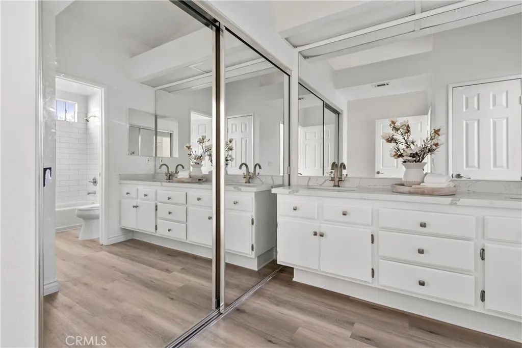 Additional image 20 of 28 Almador, Irvine, CA 92614