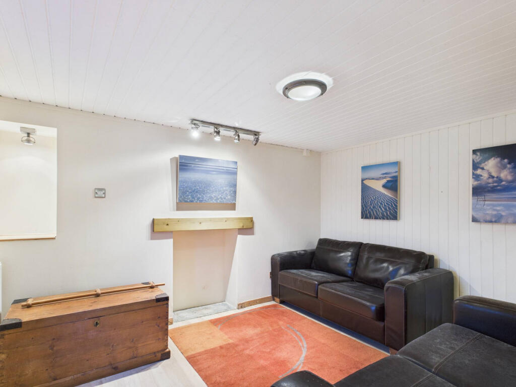 Additional image 3 of Whinnyfold, Peterhead, AB42