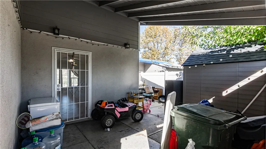 Additional image 3 of 33656 Washington Dr, Yucaipa, CA 92399