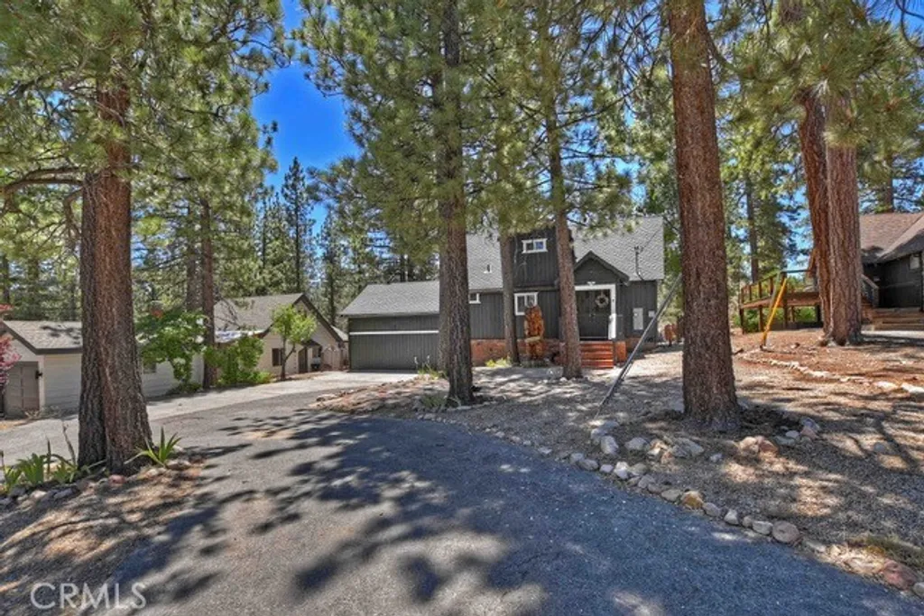 Additional image 4 of 1126 Sugarpine Rd, Big Bear City, CA 92314