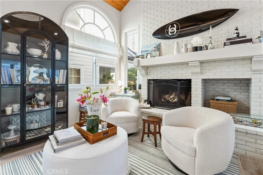 Additional image 43 of 209 Diamond Ave, Newport Beach, CA 92662