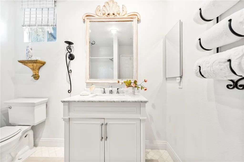 Additional image 36 of 18576 Vallarta Dr, Huntington Beach, CA 92646