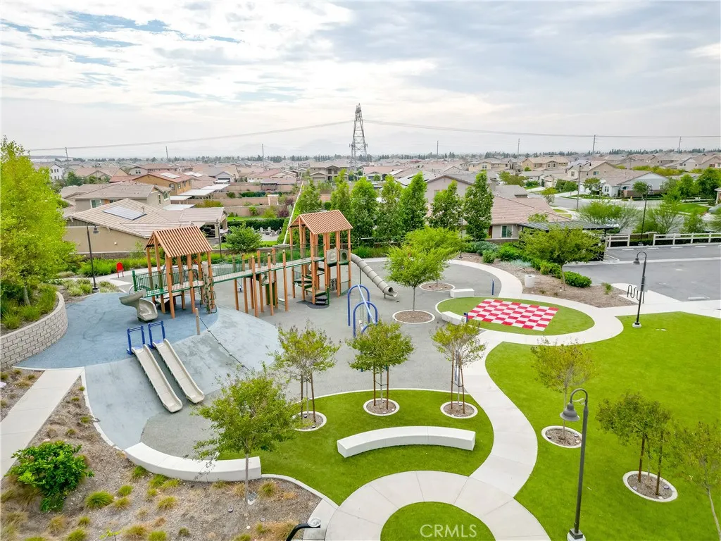 Additional image 109 of 16540 Wyndham Lane Unit 10, Fontana, CA 92336