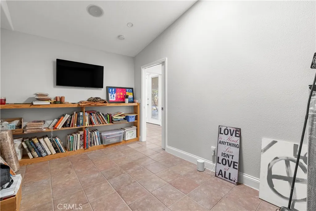 Additional image 40 of 6998 Summit Valley Road, Hesperia, CA 92345