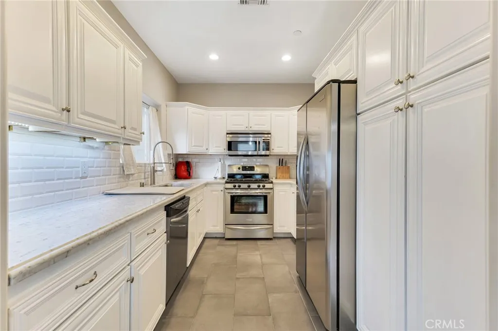 Additional image 14 of 10866 Bluffside Unit 5, Studio City, CA 91604