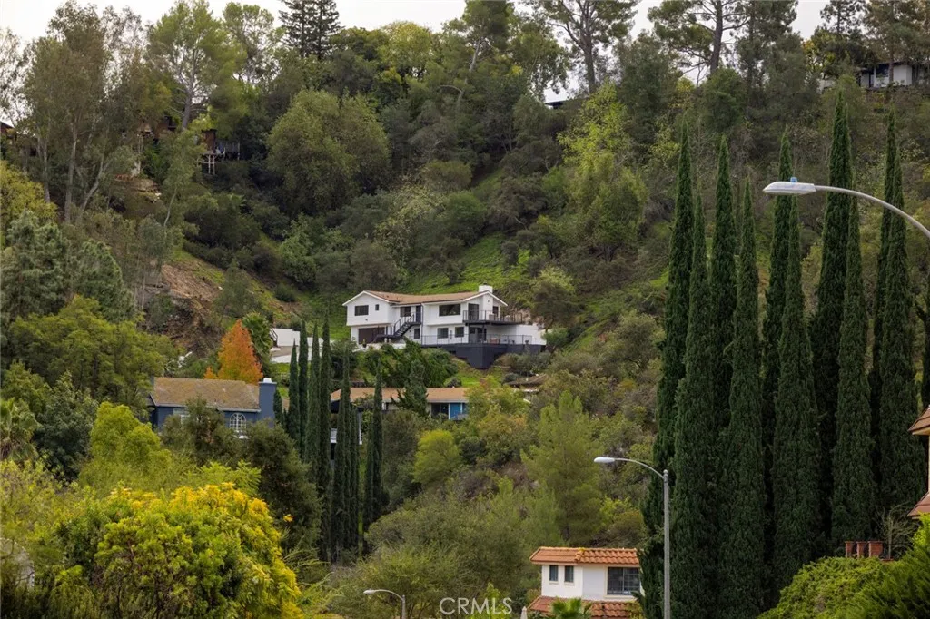 Additional image 4 of 981 Glen Oaks Blvd, Pasadena, CA 91105