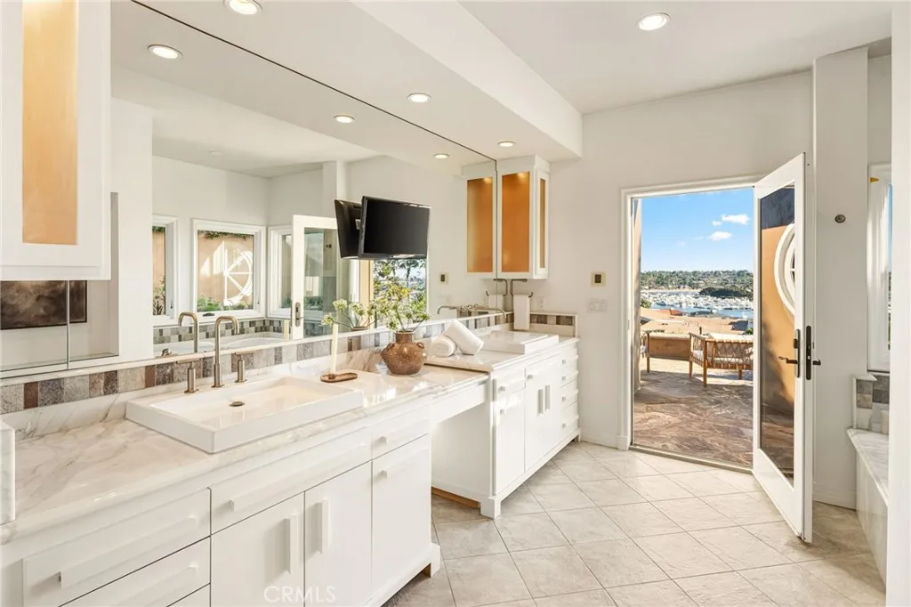 Additional image 80 of 1038 Santiago Drive, Newport Beach, CA 92660