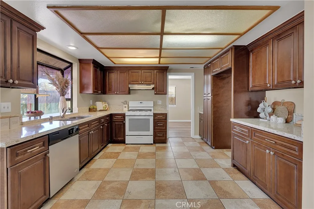 Additional image 11 of 39360 Longhorn Court, Palmdale, CA 93551