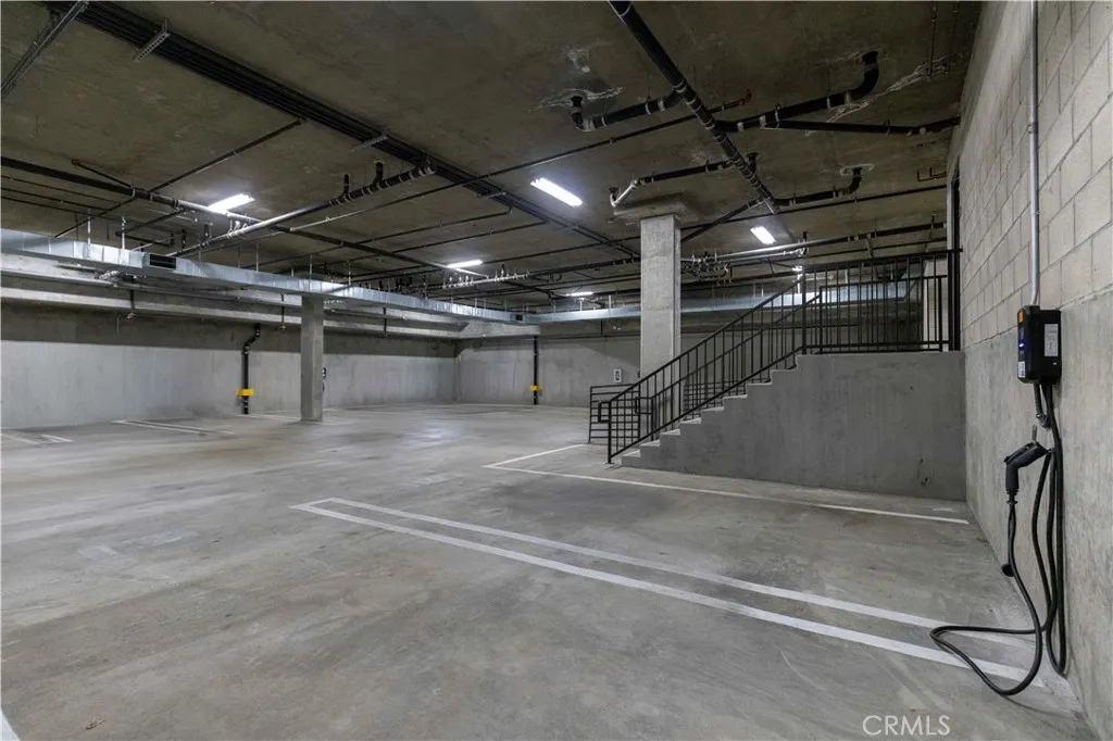 Additional image 78 of 288 S Oakland Ave Unit 211, Pasadena, CA 91101