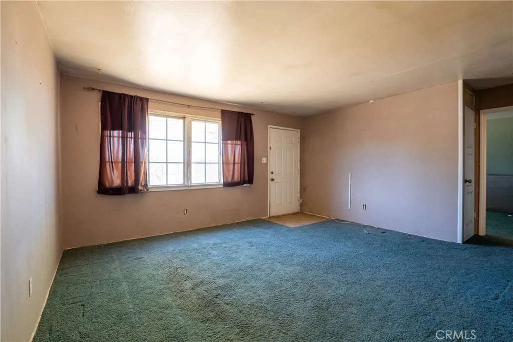 Additional image 5 of 42622 3rd St E, Lancaster, CA 93535