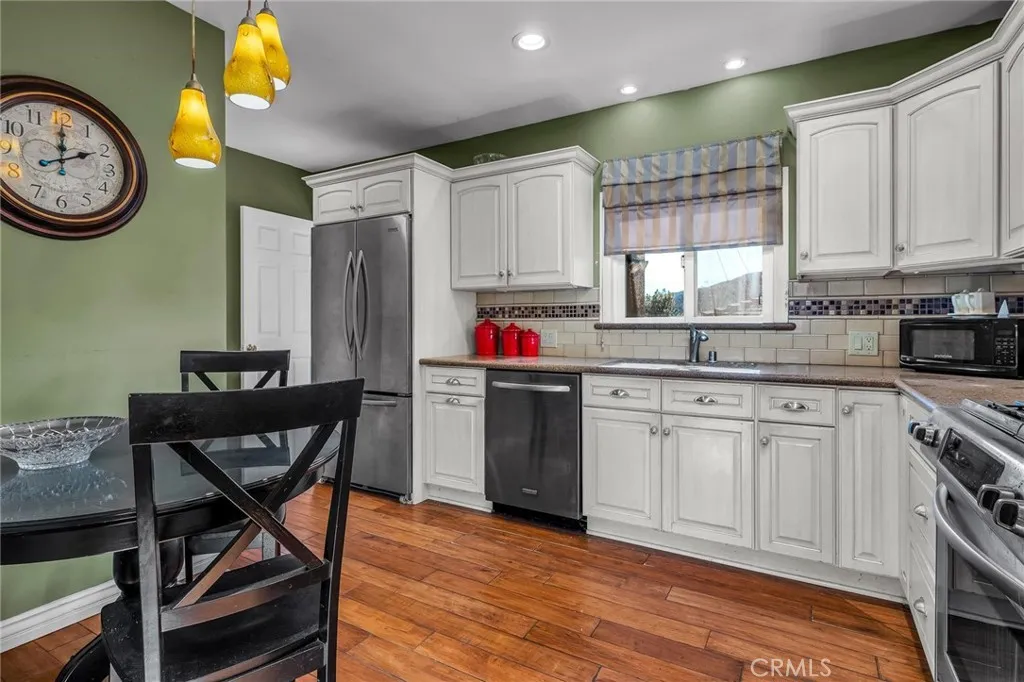 Additional image 38 of 2544 Evelyn Street, Montrose, CA 91020